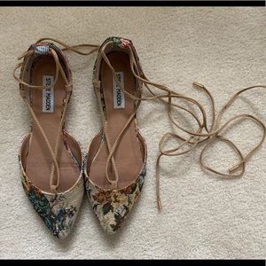 Steve Madden Walkie Flat